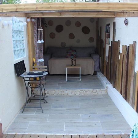 La Bulle Etoile Hotell Allegre Les Fumades Exteriör bild