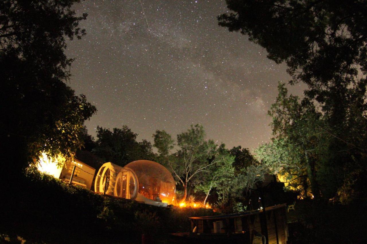 La Bulle Etoile Hotell Allegre Les Fumades Exteriör bild